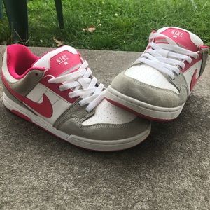 Nike shoes